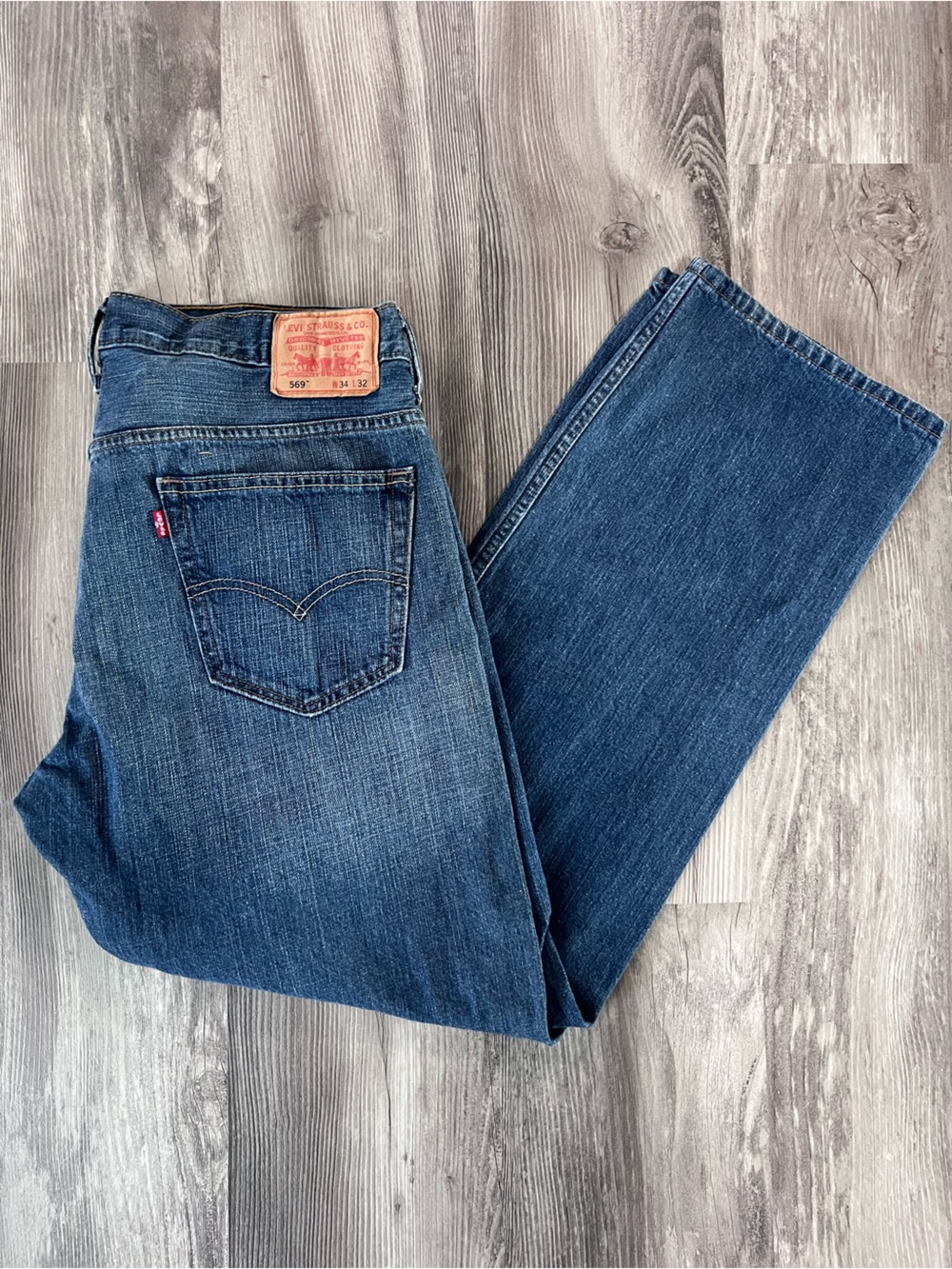 Levi's Men's Straight Jeans in Classic Blue Denim